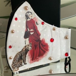 Unique piece of Miss. Leopard mask, double filter